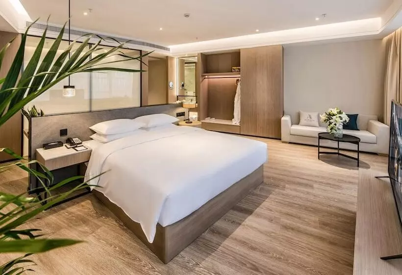 Hotelli Zhangjiagang Suning Auraya