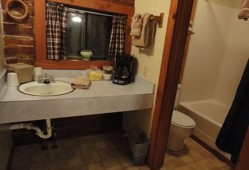هتل Brackenridge Lodge