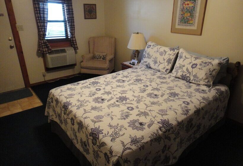 هتل Brackenridge Lodge