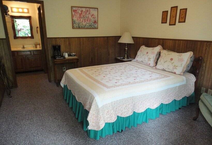 هتل Brackenridge Lodge