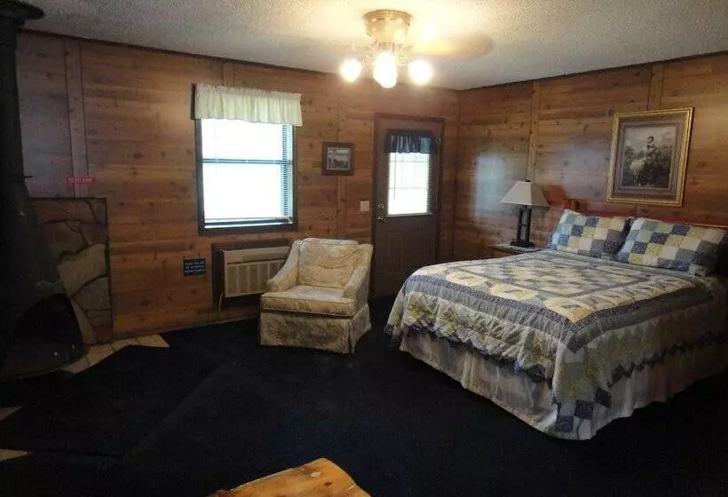 هتل Brackenridge Lodge