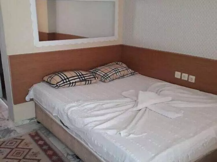 Hotelli Brand Didim