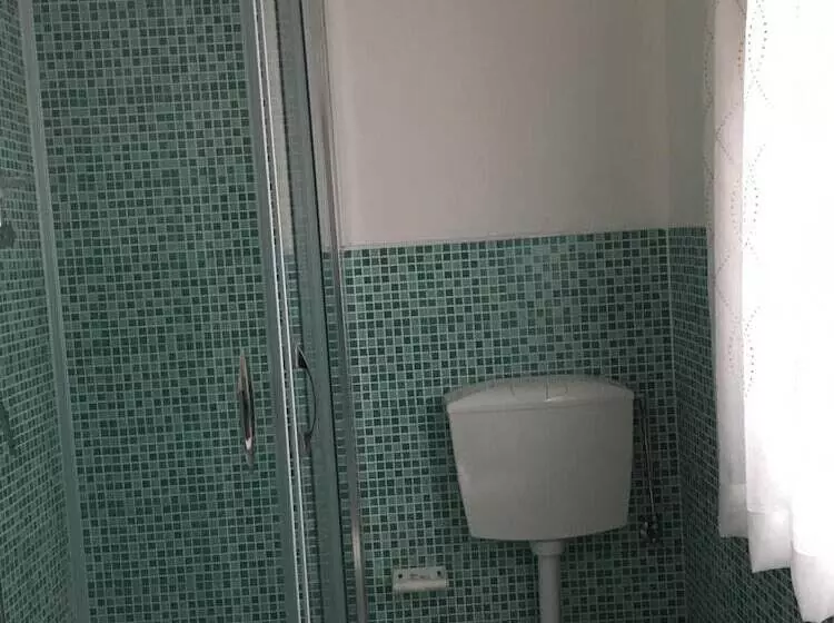 Hotelli Camping Villaggio Golden Beach