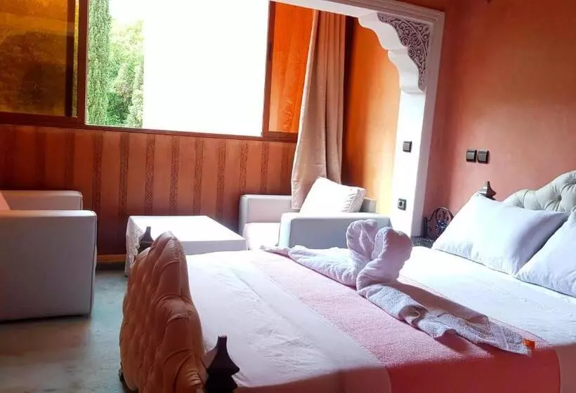 Hotelli Hôtel Restaurant Les Etoiles Du Toubkal