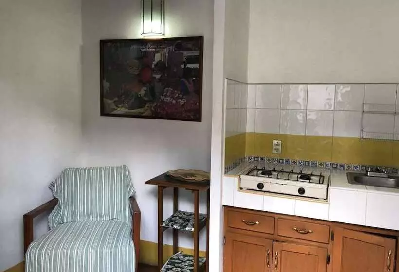 هتل Meson Del Peñasco