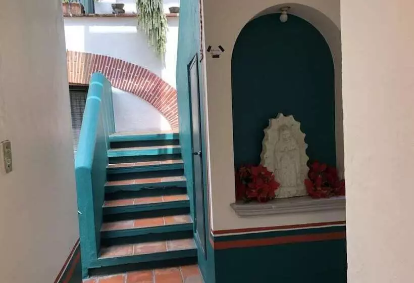 هتل Meson Del Peñasco