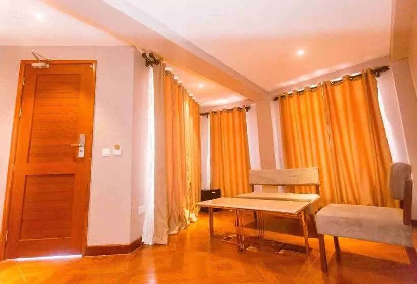 هتل Mount Royal Villa