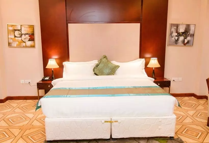 هتل Mount Royal Villa