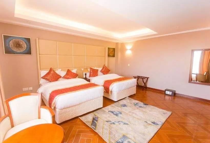 هتل Mount Royal Villa