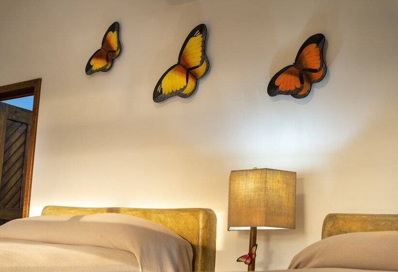 هتل Nanajuana Río Dulce