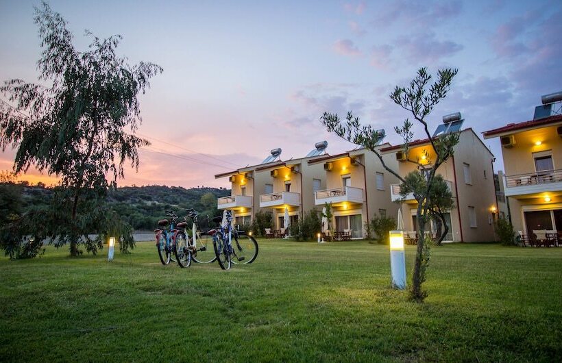 Hotel Parea Kalamitsi