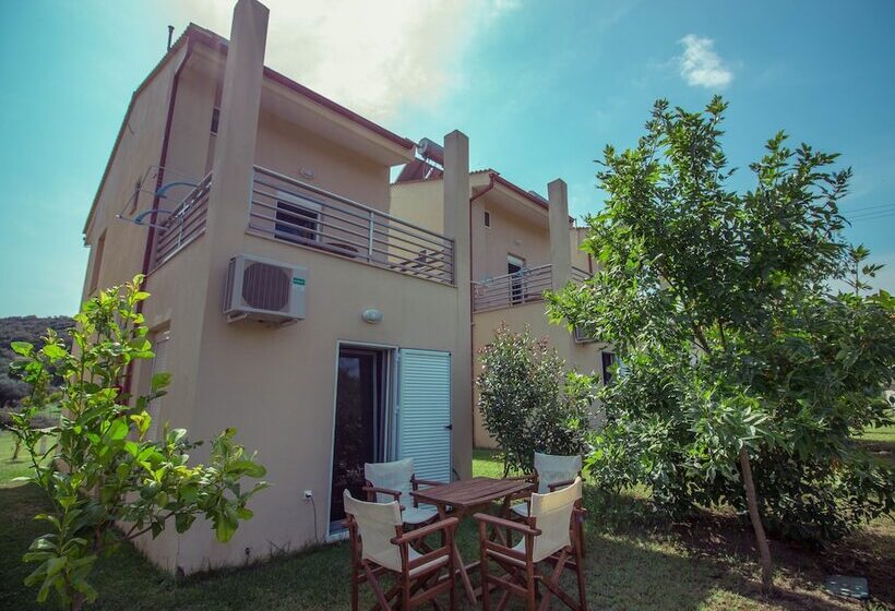 Hotel Parea Kalamitsi