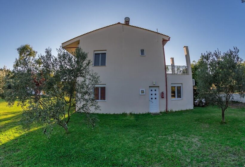 Hotel Parea Kalamitsi