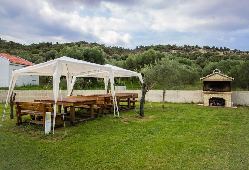 Hotel Parea Kalamitsi