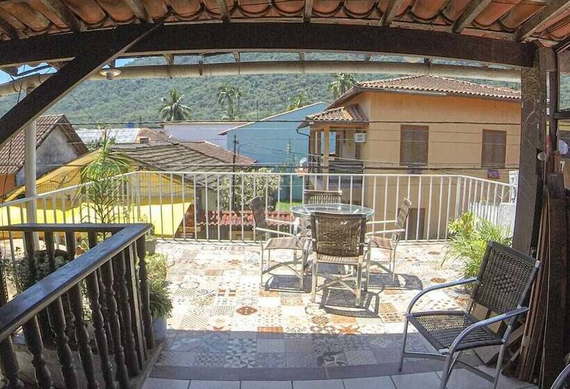 هتل Pousada E Hostel La Pionera