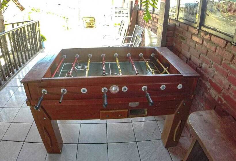 هتل Pousada E Hostel La Pionera