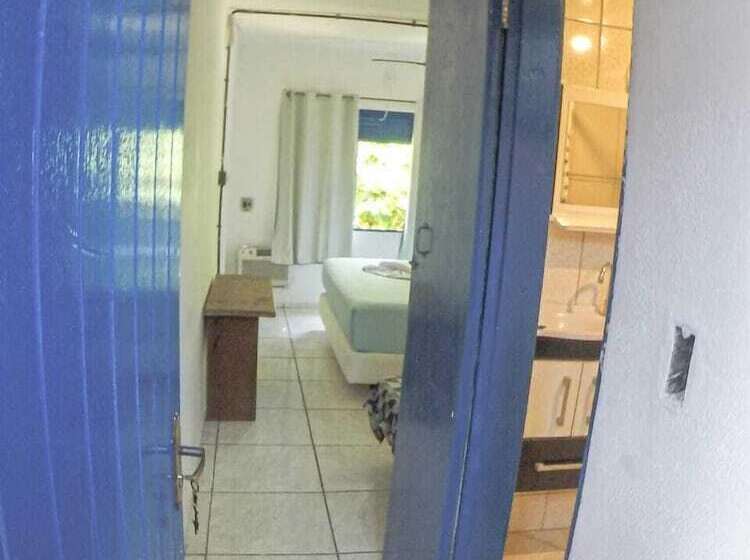 هتل Pousada E Hostel La Pionera