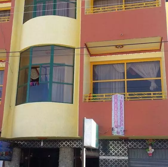هتل Residencial La Cabaña
