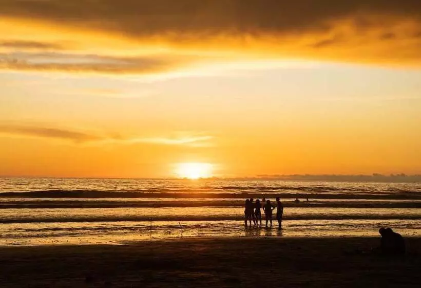 Hotelli The Sea Garden House