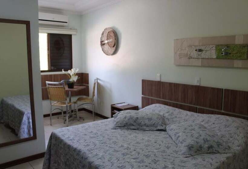 Отель Village Palace