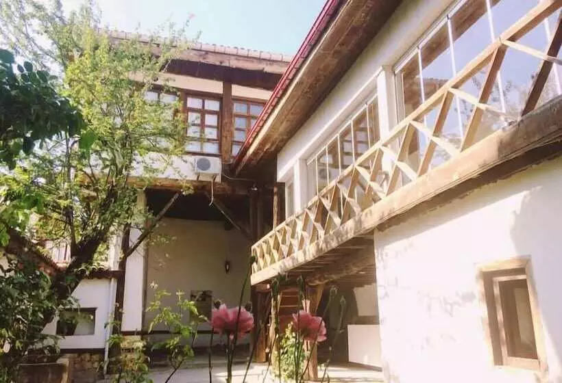 ホテル Yalvac Konaklari