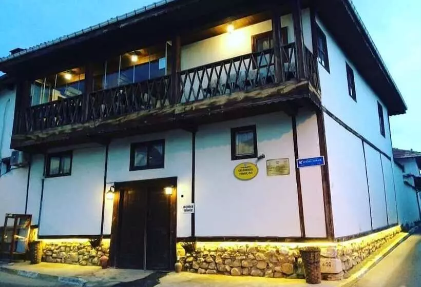 ホテル Yalvac Konaklari