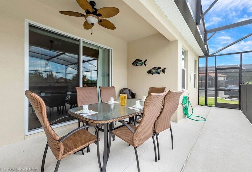 Impressive Waterfront Retreat Near Disney With Cinema Room   5bd/4ba Ph   Rav5341