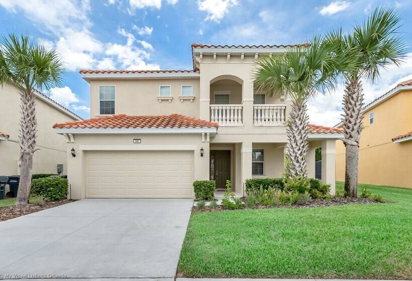 Impressive Waterfront Retreat Near Disney With Cinema Room   5bd/4ba Ph   Rav5341