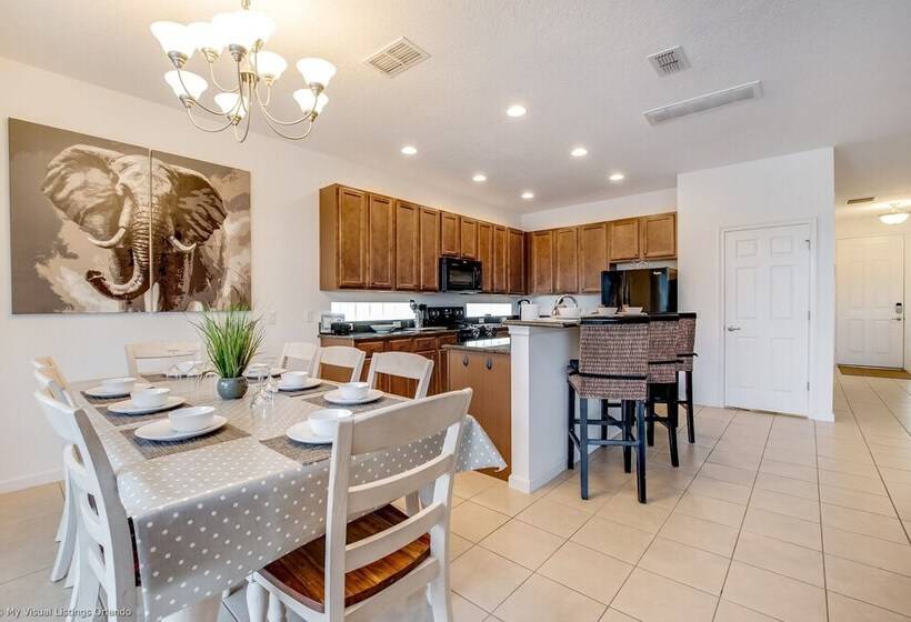 Impressive Waterfront Retreat Near Disney With Cinema Room   5bd/4ba Ph   Rav5341