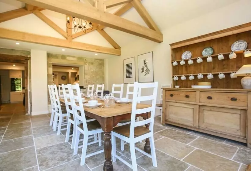 Kings Cottage South