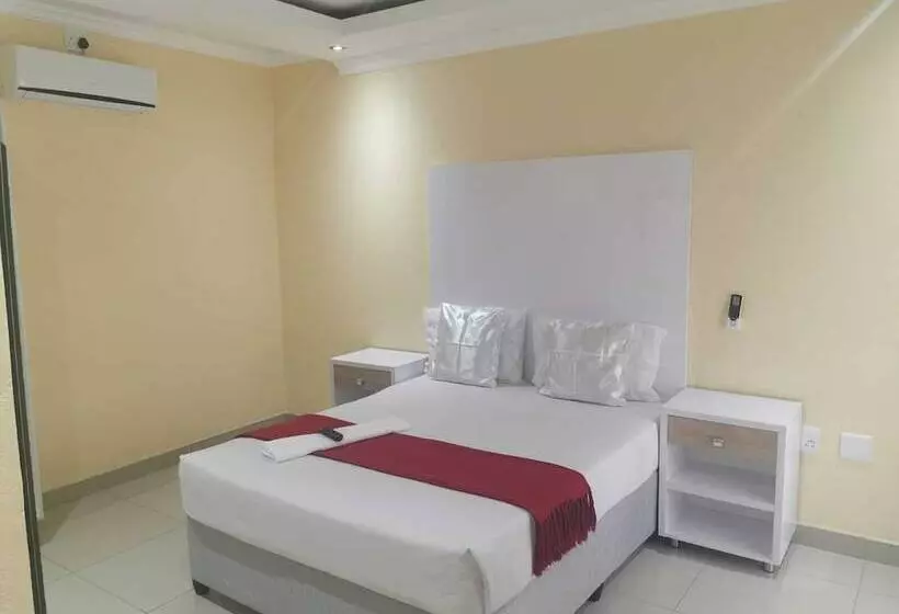 ペンション Tswinga Guest House