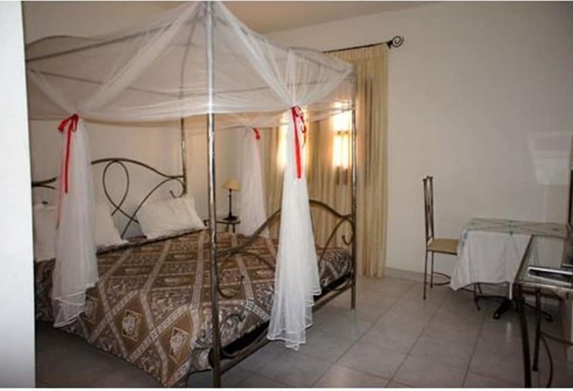 پانسیون Villa Rosa