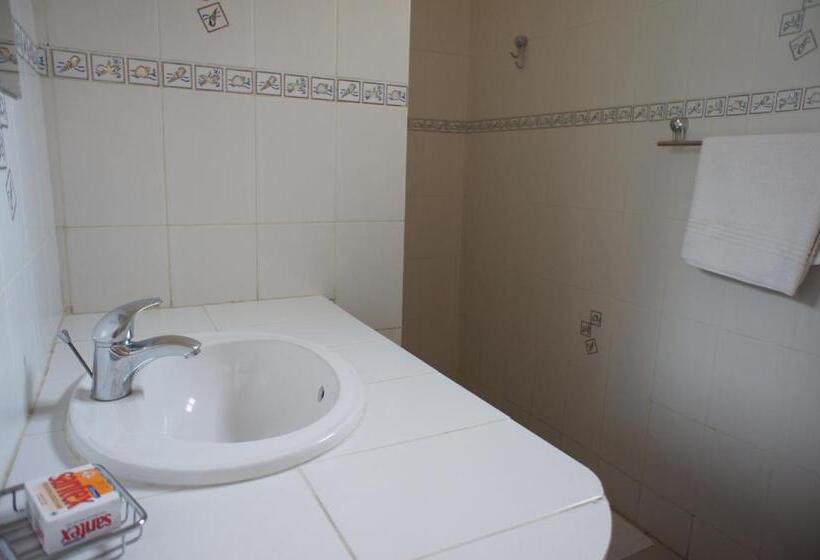 پانسیون Villa Rosa