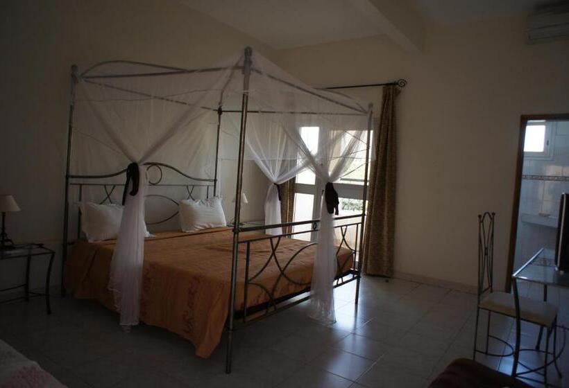 پانسیون Villa Rosa