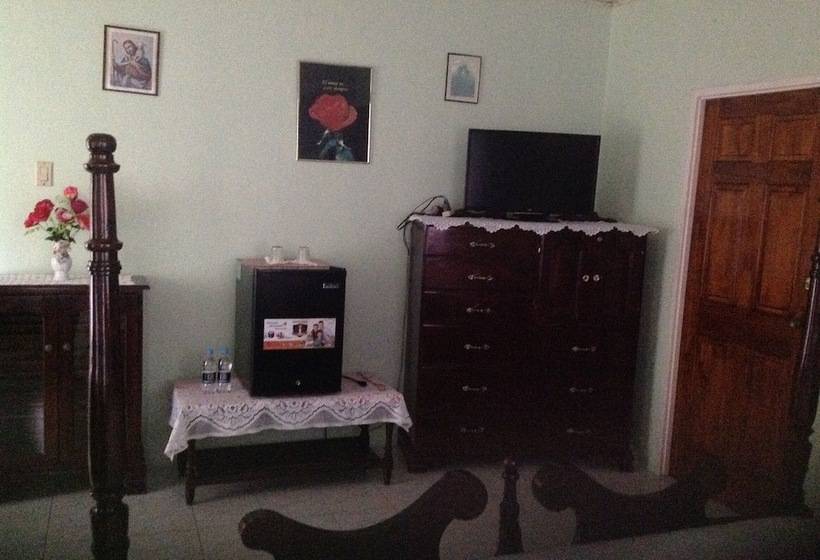 تختخواب و صبحانه Suzette's Homestay