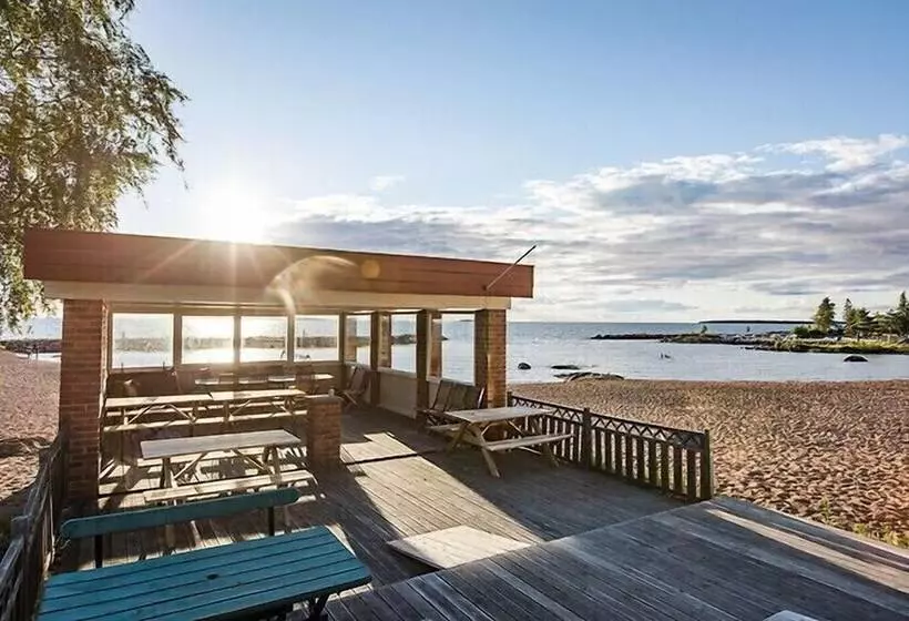 Hotelli Askeviks Camping & Stugor