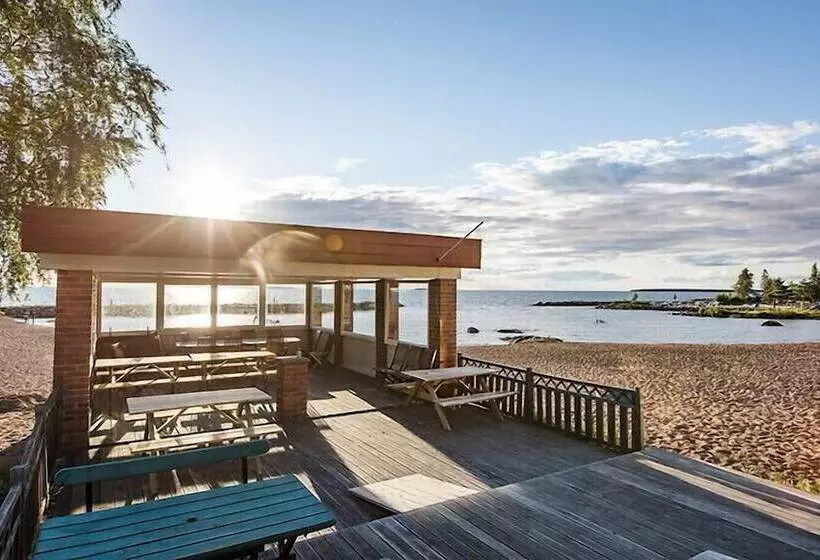 Hotelli Askeviks Camping & Stugor