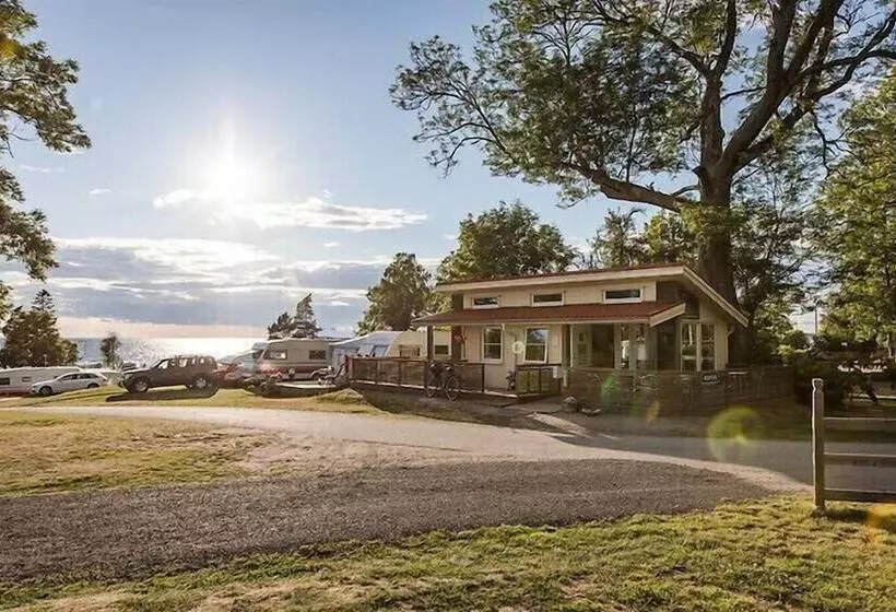 Hotelli Askeviks Camping & Stugor