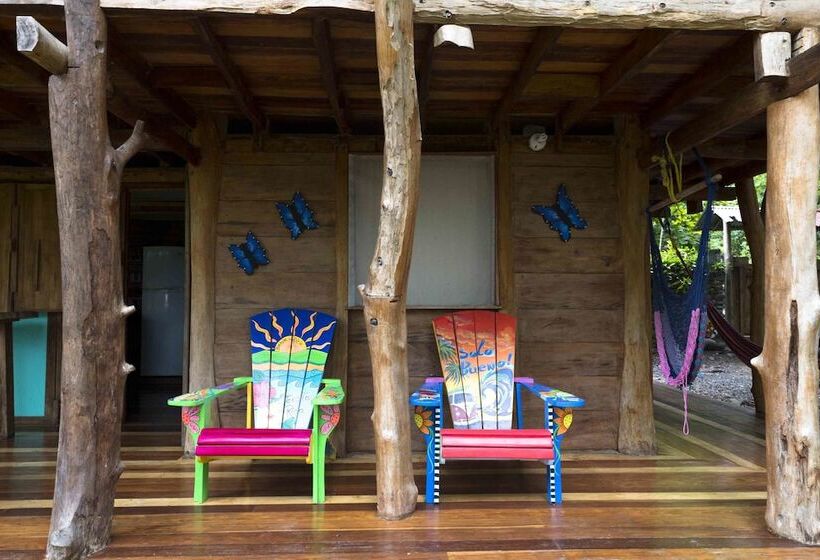 호텔 Bahia Rica Fishing & Kayak Lodge