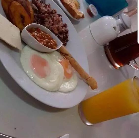 Hotelli Brisas