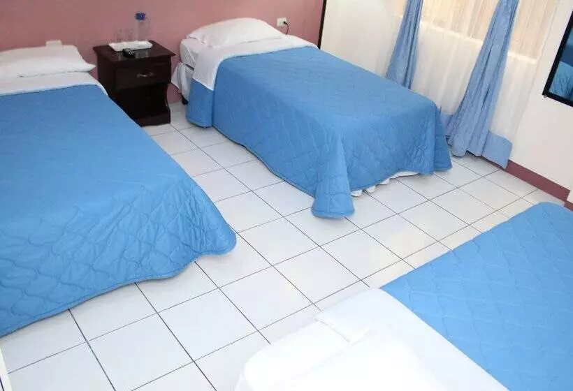 Hotelli Brisas