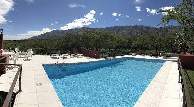 ホテル Cabanas Serranas Adriana