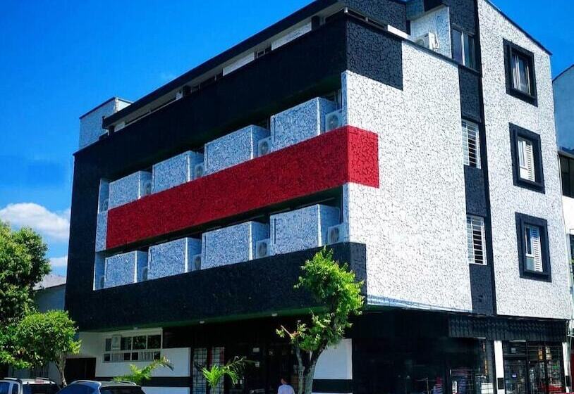 בית מלון כפרי K12