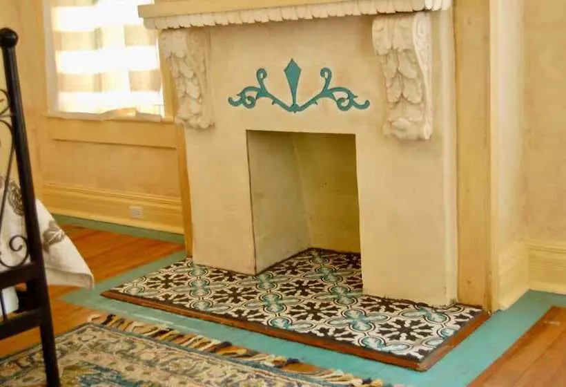 ホテル Laredo Mansion