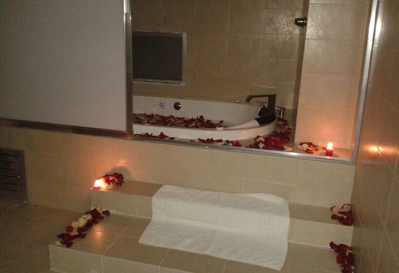 Отель & Lounge Las Islas