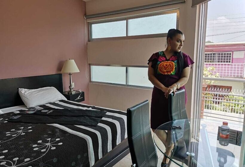 Отель & Lounge Las Islas