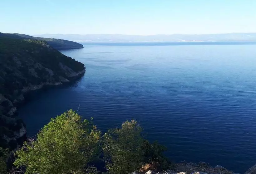 Hotelli Pansion Tramontana