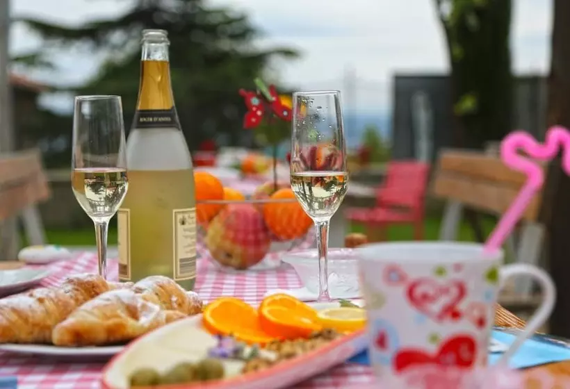 Hotelli Pansion Tramontana