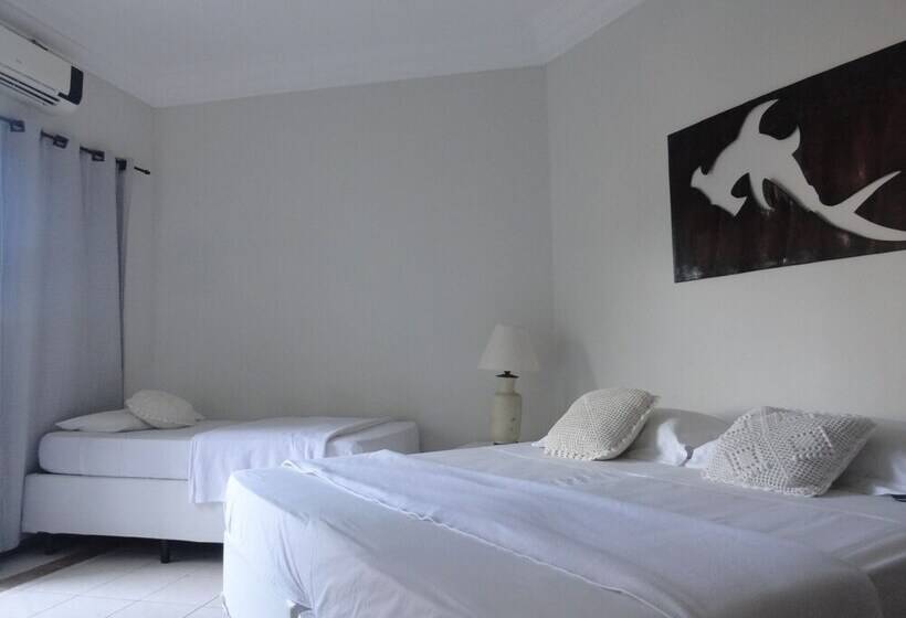 ホテル Recanto Do Marinheiro