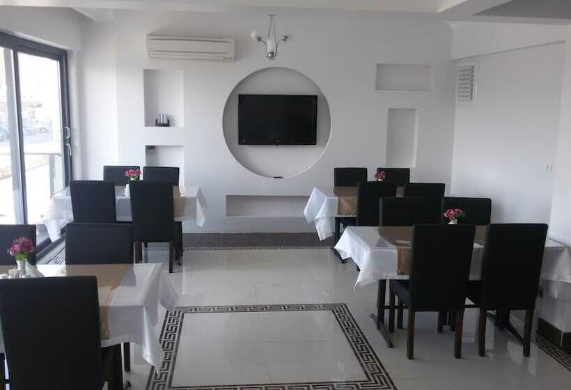 בית מלון כפרי Uytun